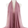 Rosa Chiffon-Hijab-Schal um den Hals einer Mannequin