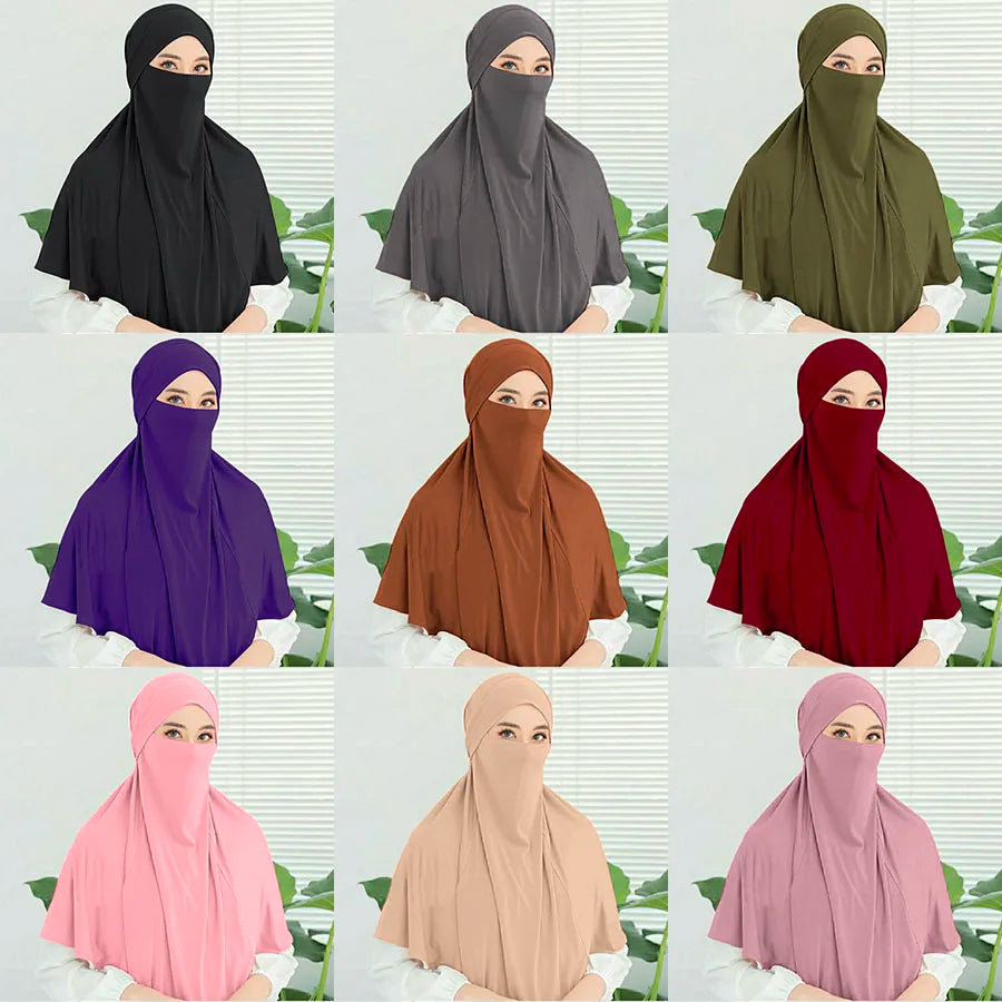 Ein Raster von zehn Frauen, die instant-Turban-Hijab-Haarbänder in verschiedenen Farben tragen.