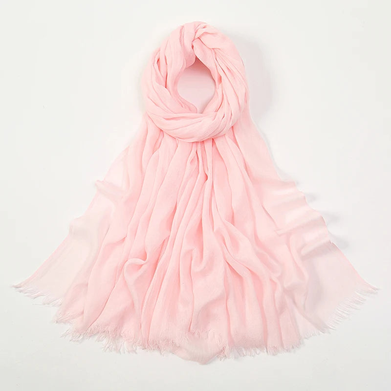 Pañuelo de hijab elegante de bambú rosa suave, drapeado y fluido
