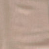 Gros plan sur un foulard modal multicolore beige clair.