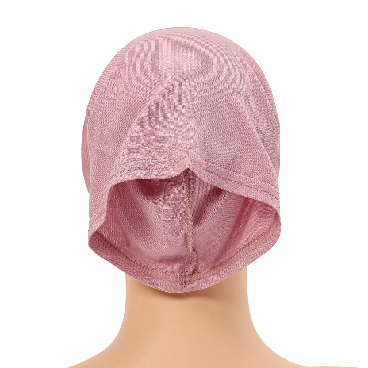 Rosa weicher modischer Baumwoll-Inner-Hijab-Schal auf einem Mannequin-Hals.