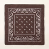 Tissu brun foncé carré avec motifs paisley blancs et géométriques sur fond clair.