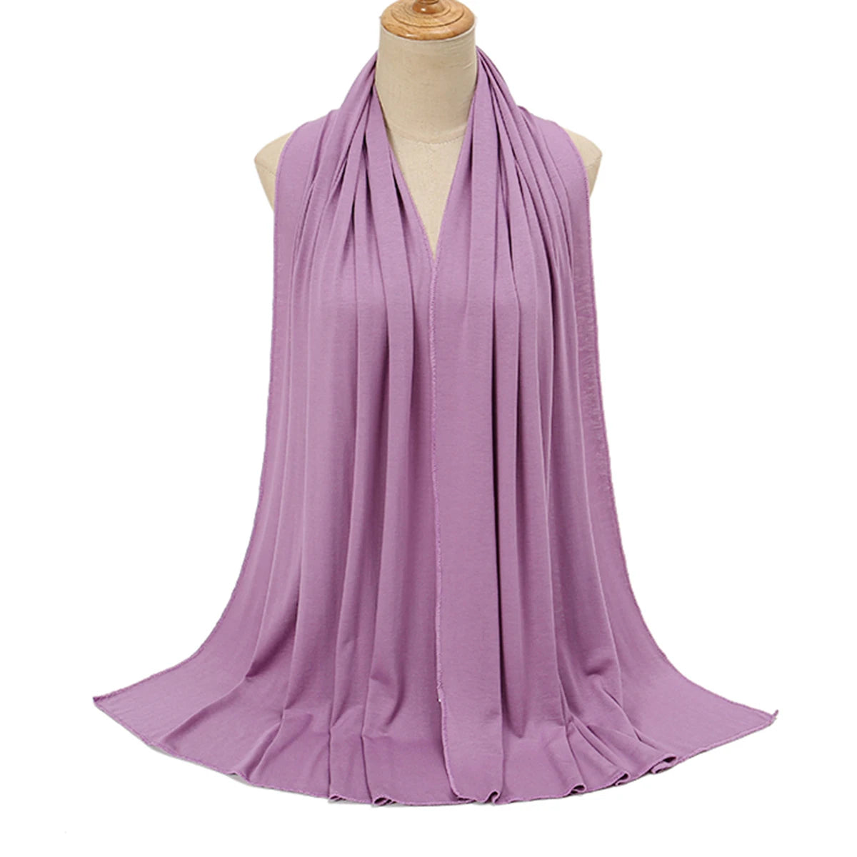 Lila Premium-Modal-Seiderschal, drapiert um den Hals eines Mannequins.