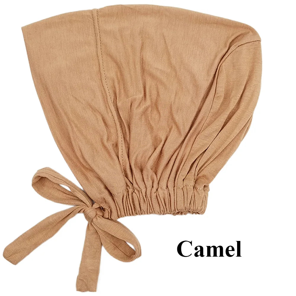 Pañuelo elegante modal beige anudado en turbante