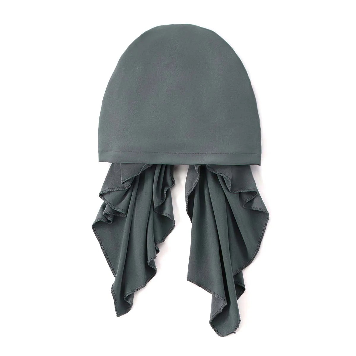 Ein graues elastisches Stirnband für das Tragen mit Hijab oder Schal.
