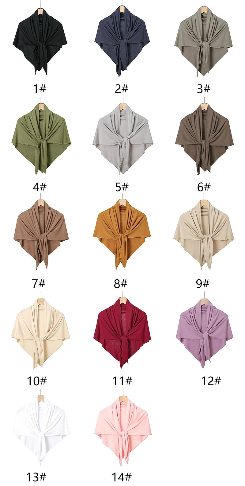 Collection de quatorze foulards hijabs en jersey triangle élégants pliés dans diverses nuances de gris, marron, vert olive et