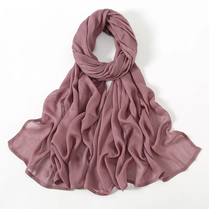Fließender, staubrosafarbener Viskose-Hijab elegant für Frauen.