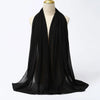 Schwarzer eleganter Chiffon-Hijab-Schal drapiert auf einem Mannequin