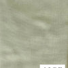 Gros plan sur un tissu de foulard modal multicolore beige clair.