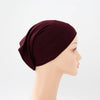 Maroon Bambus-Jersey-Turban-Cap auf einem Mannequin-Kopf