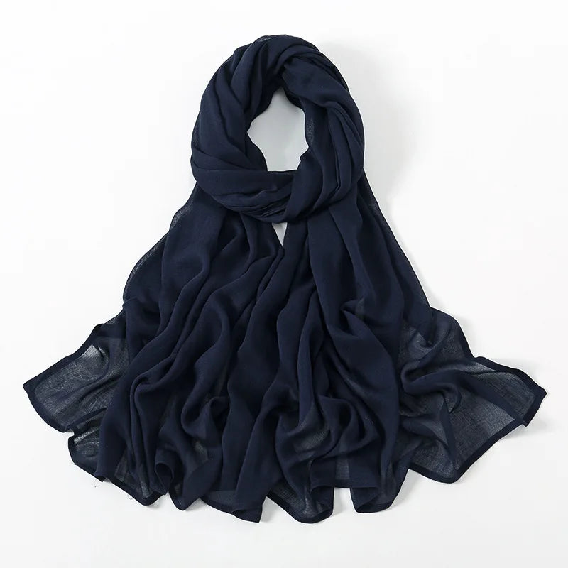 Elegante drapierte, dunkelblaue Viskose-Hijab