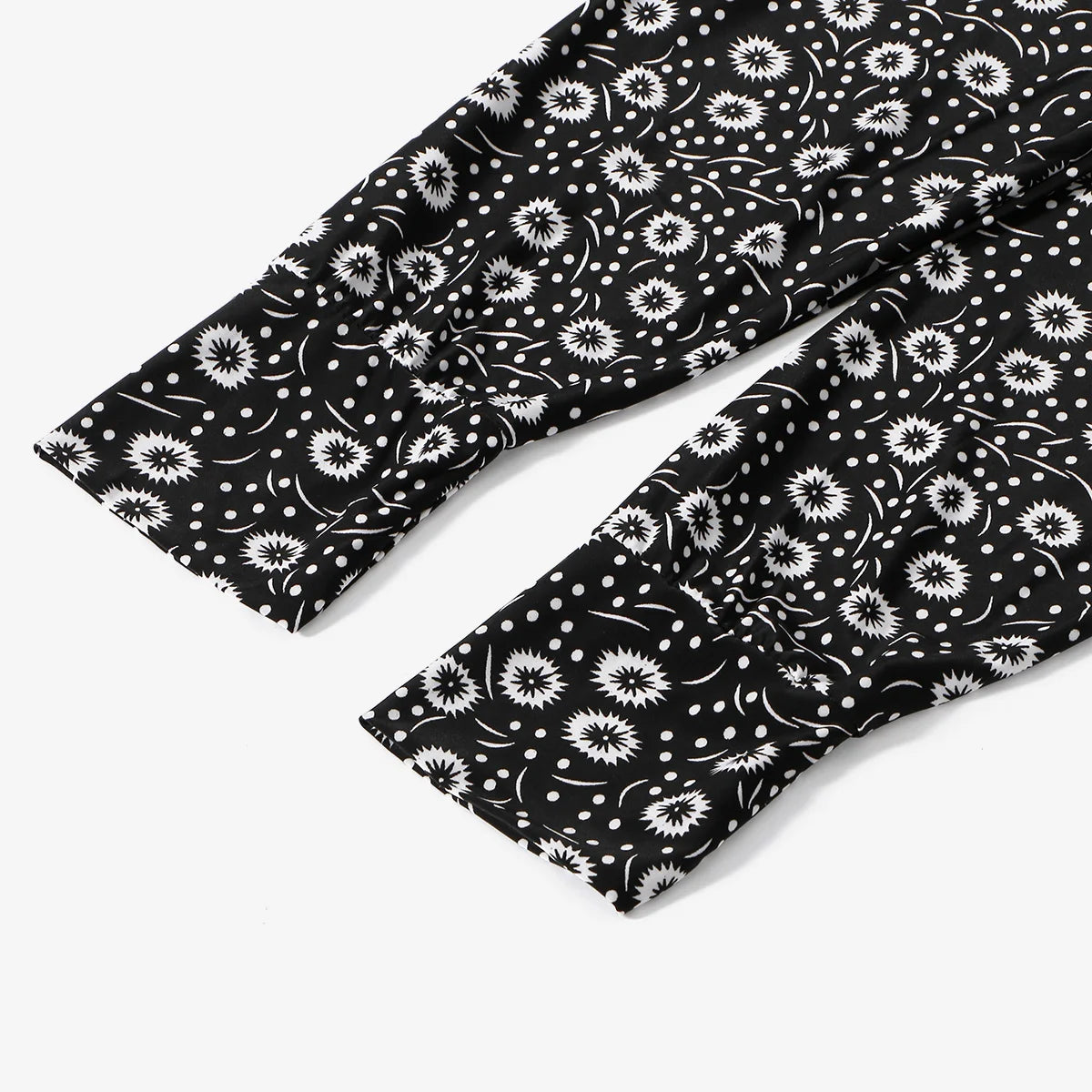 Black patterned elegant Muslim hijab dress for prayer and daily wear