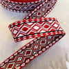 Cinta de jacquard geométrica roja y blanca con patrones de diamantes para bolsos y prendas