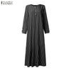 Schwarzes und weißes vertikal gestreiftes Maxi-Kleid mit Knopfleiste