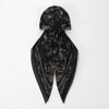 Schleier-Hijab mit schwarzem Blumenmuster und feiner Stickerei