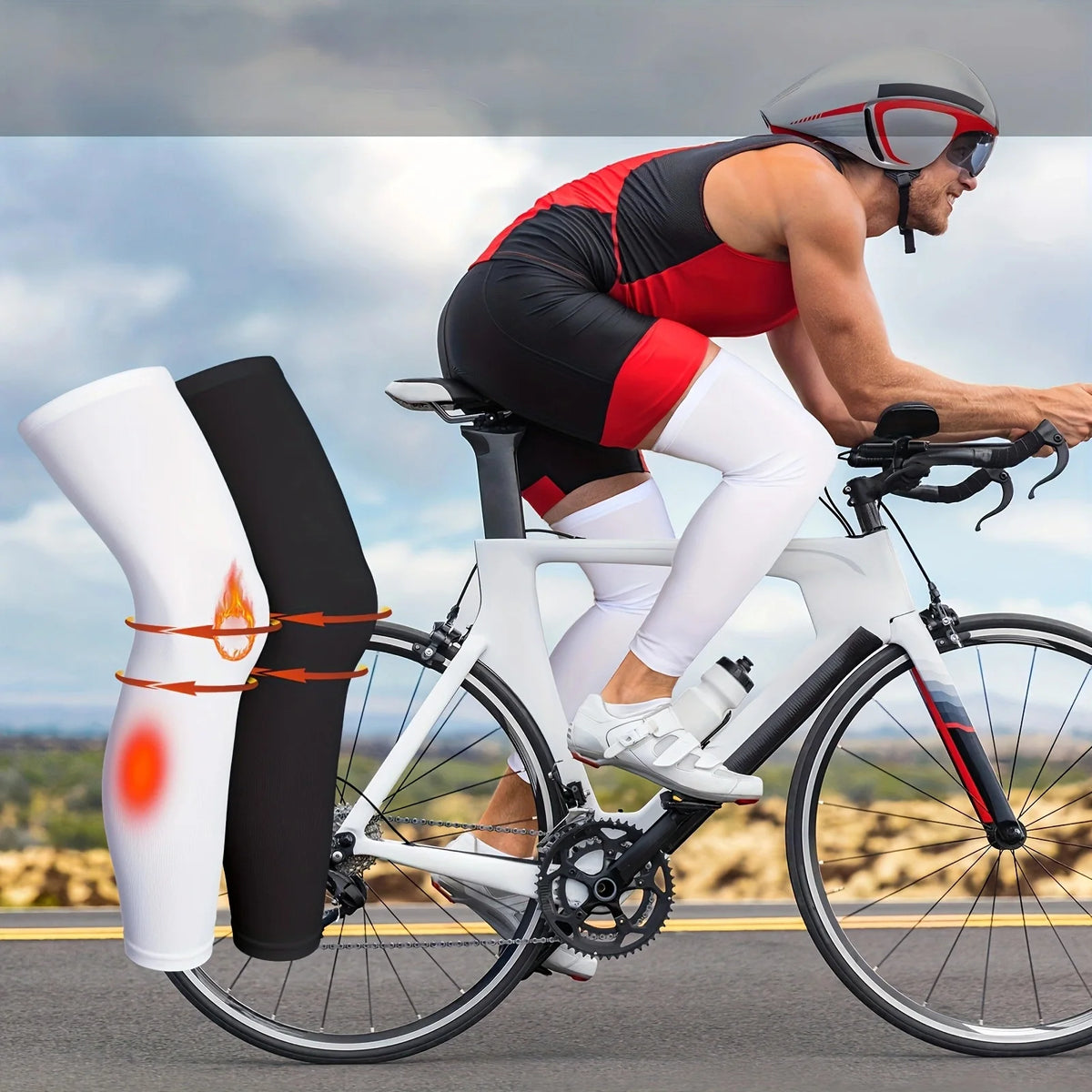 Un cycliste mâle portant des couvre-jambes noires sur un vélo, démontrant la protection solaire et la compression.