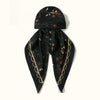 Schleier-Hijab mit schwarzem Blumenmuster und goldener Stickerei