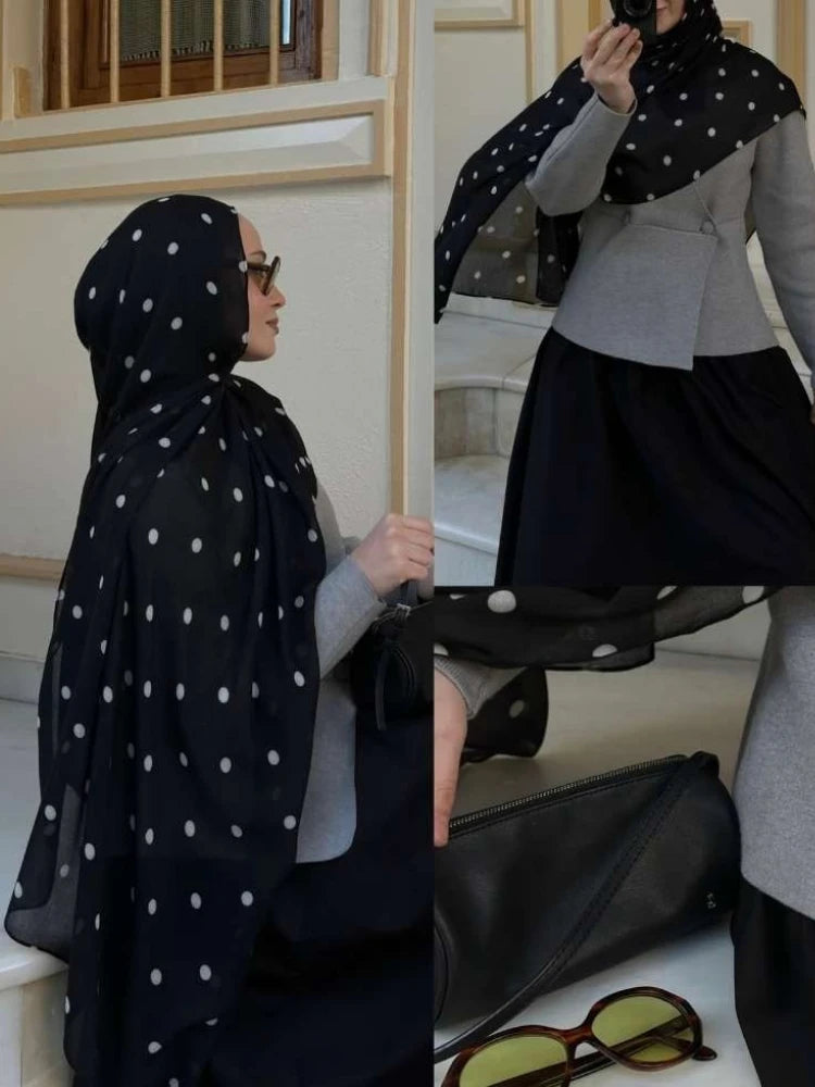 Una mujer vistiendo un hiyab de lunares negros y un blazer gris en una imagen dividida verticalmente.