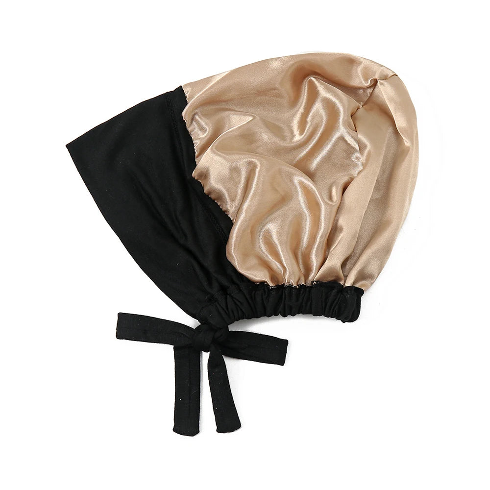 Cache-tête instant en satin double couche noir et or.