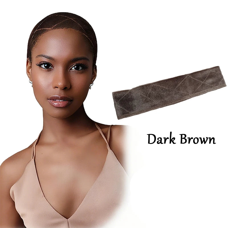 Dunkelbraunes, verstellbares, rutschfestes Haar-Grip-Bandana, gezeigt neben einem Model, das es trägt.