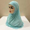 Pañuelo de ramadan azul claro para niños drapeado en un maniquí.
