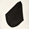 Pañuelo islámico negro instantáneo para mujeres, mostrado en pliegue diagonal.