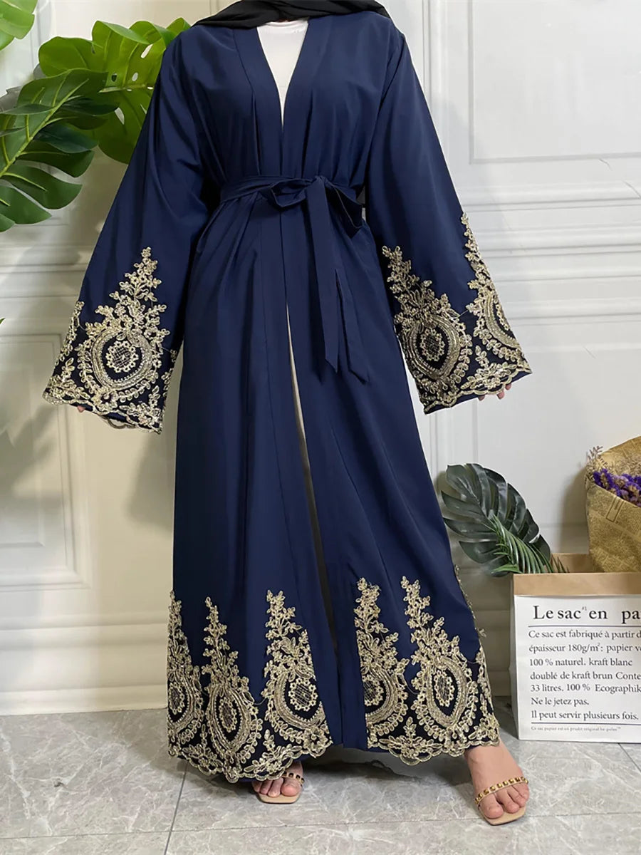 Abaya kaftan de lujo azul marino para mujeres con bordado dorado y cintura atada