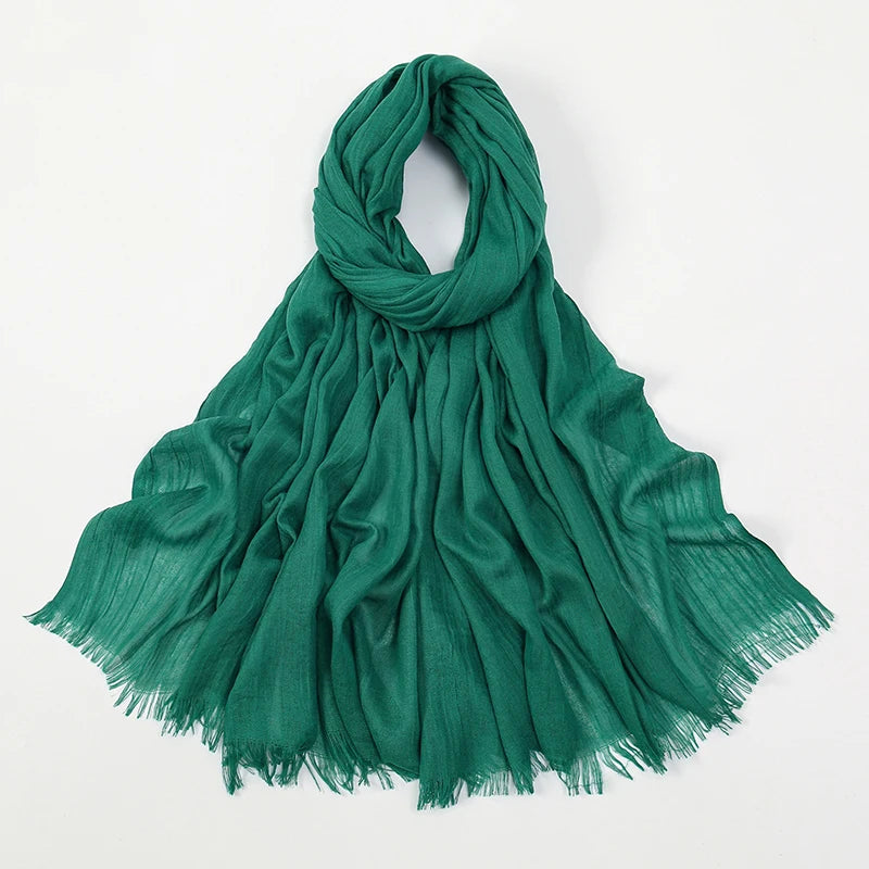 Pañuelo de modal de bambú verde esmeralda drapeado y fluido