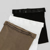Trois foulards instant pliés, turban, hijab, en tissu marron, noir et blanc