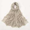 Pañuelo de hijab elegante de bambú color beige claro, drapeado y doblado