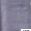 Gros plan sur un foulard modal lavande multicolore et uni.
