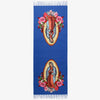 Pañuelo azul con estampado personalizado de la Virgen de Guadalupe con rosas y elementos florales.