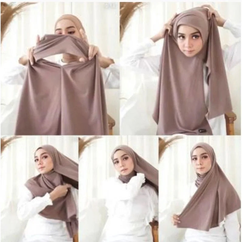 Une femme modélise un foulard instant en jersey beige et extensible dans divers drapés.