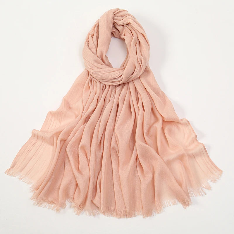 Pañuelo de modal de bambú elegante color melocotón suave, drapeado y fluido