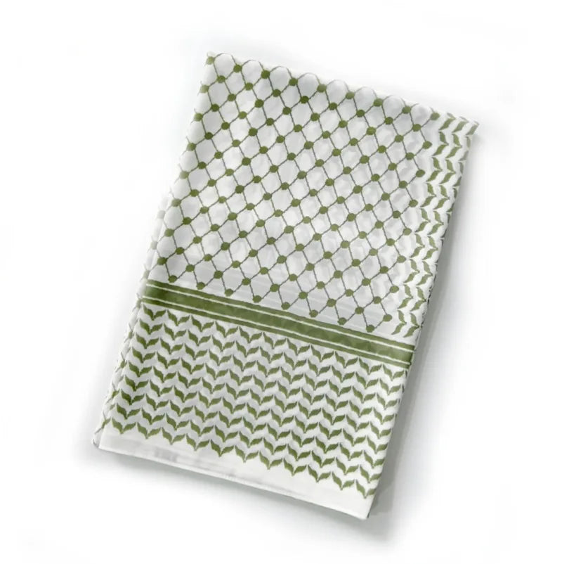 Hijab keffiyeh de gasa elegante con patrón geométrico verde para cubrir la cabeza y el cuello.