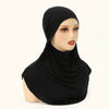 Un foulard instant noir de type hijab porté par une mannequin féminine.