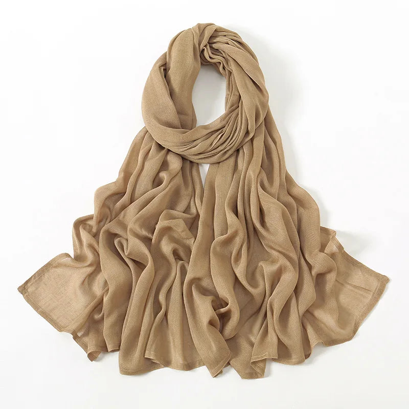 Pañuelo de hijab de rayón beige sólido grande, drapeado y doblado para mujeres